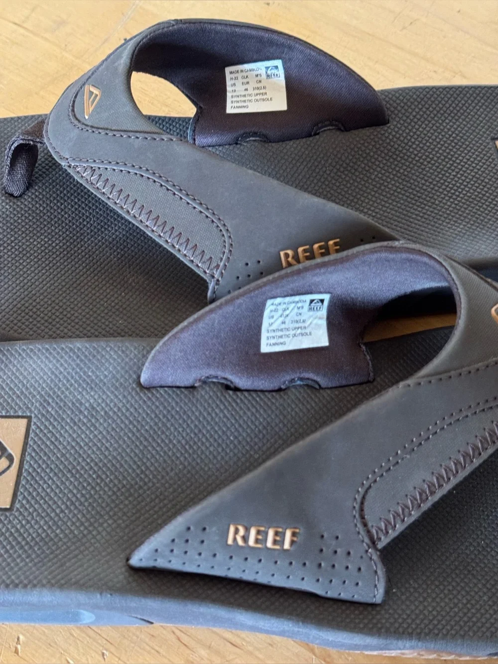 Reef leather upper cushioned